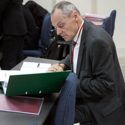 306745_263357800446748_525931931_n_263357800446748