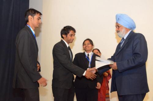 308015_348290928620101_27296114_n_348290928620101