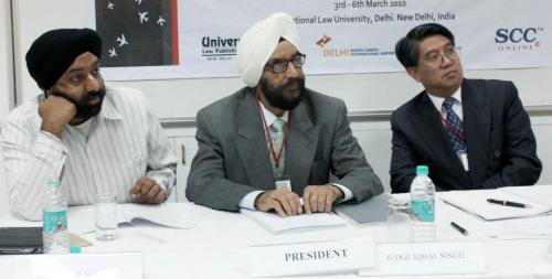 311650_263357757113419_909853240_n_263357757113419