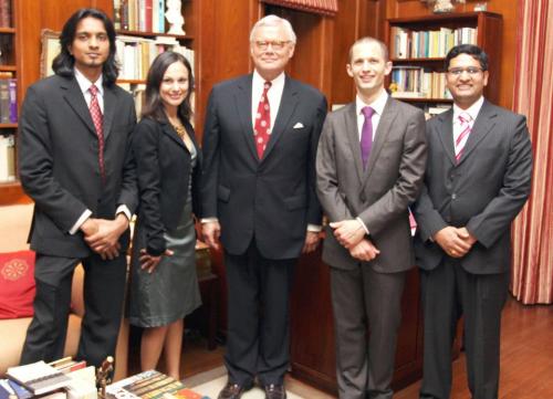 376914_263355207113674_2029268346_n_263355207113674