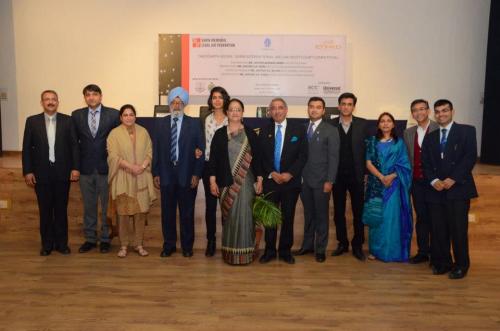 404948_348292665286594_330200497_n_348292665286594