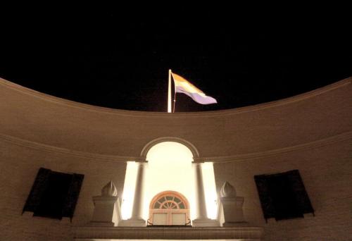 417392_263353927113802_928008118_n_263353927113802