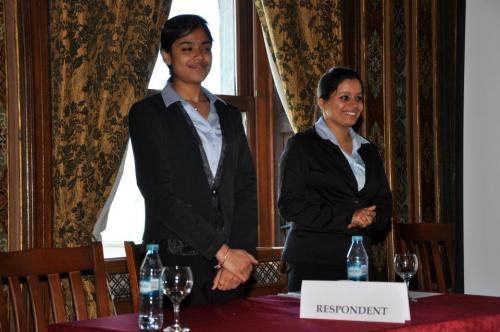 418207_262985597150635_246697255_n_262985597150635