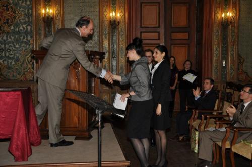 479934_262991073816754_502652271_n_262991073816754