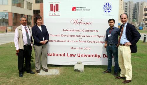 483383_263358093780052_1902758879_n_263358093780052