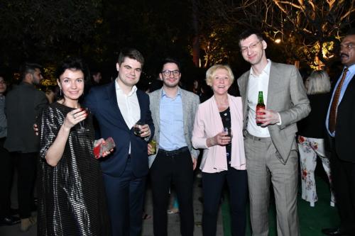 59295367_2192856927496816_5966250585404473344_n_2192856920830150